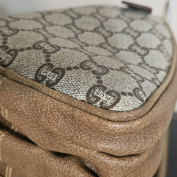 Vintage Gucci Plus Authentic - Picture 14 of 16